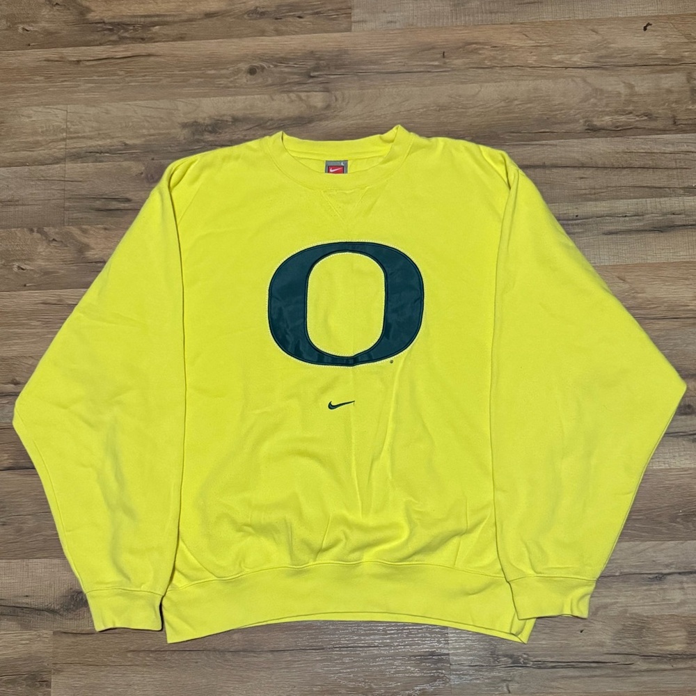 Y2K Nike Team Oregon Ducks Center Swoosh Crewneck Sweatshirt